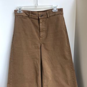 Everlane lightweight wide leg crop chino